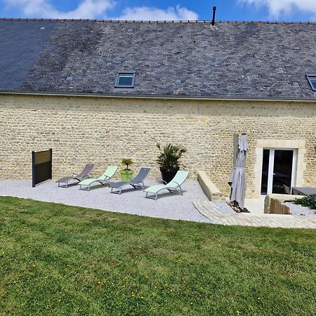 Les Gites Du Val Mandeville-en-Bessin 外观 照片