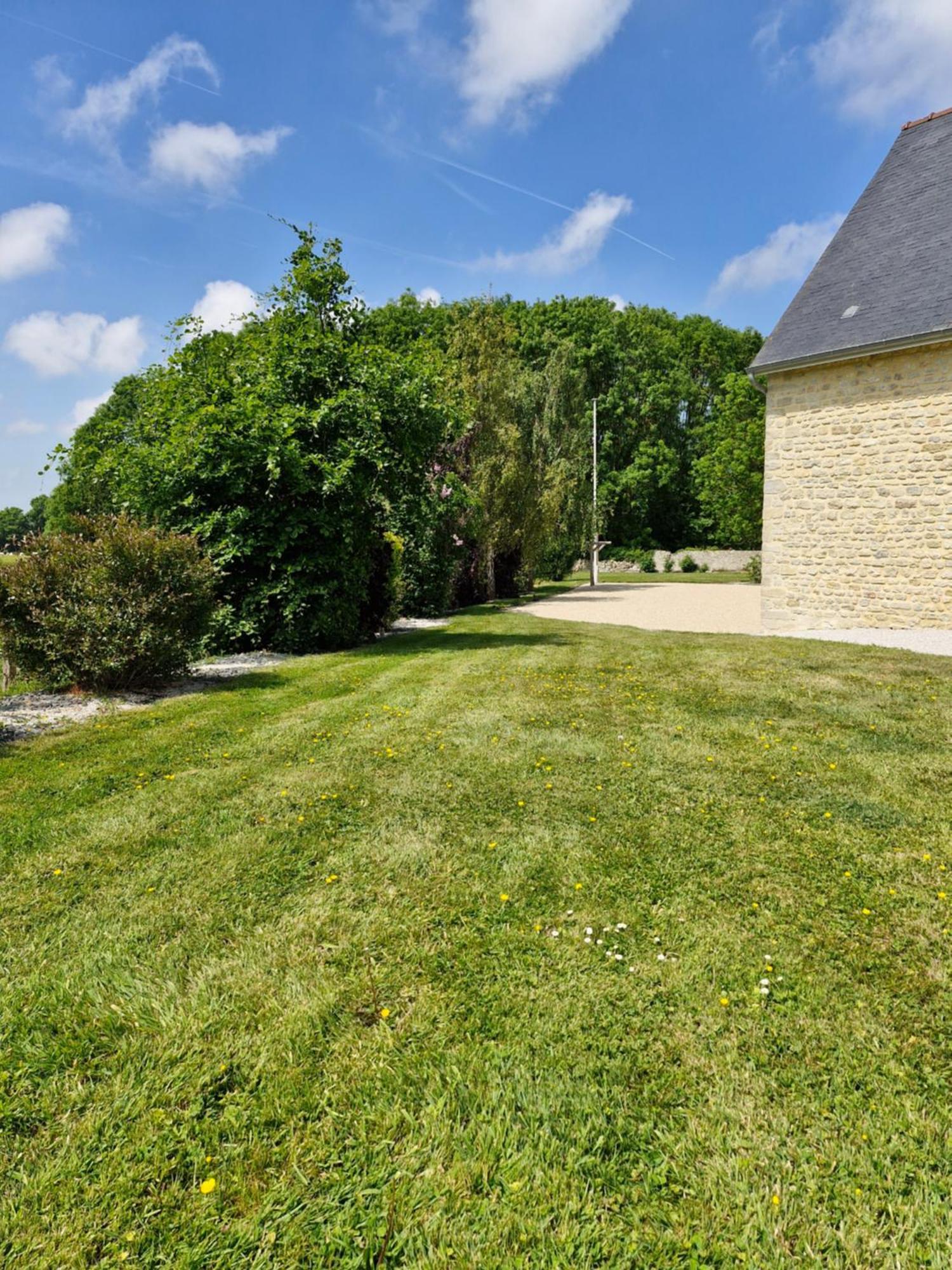 Les Gites Du Val Mandeville-en-Bessin 外观 照片